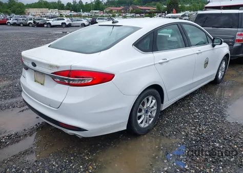2017 Ford Fusion S z USA, uszkodzony, nr VIN 3FA6P0G74HR279107